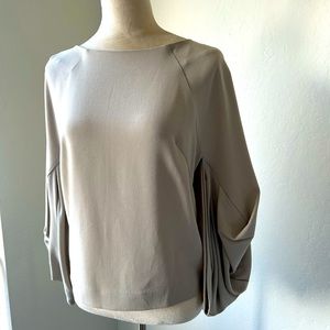 COS Blouse - Elegant layered Arms